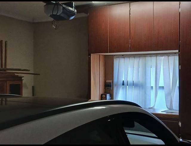 3 BEDROOM HOUSE FOR SALE IN MIDLANDS ESTATE